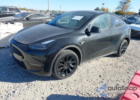 2023 Tesla Model Y Awd/Long Range Dual Motor All-Wheel Drive from USA, damaged, VIN 7SAYGDEE2PF851838